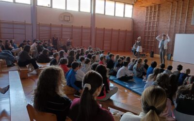 S one strane interneta – predstava za djecu i roditelje održana u našoj školi