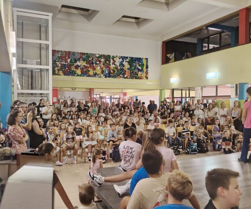 Svečani doček naših prvašića – dobro nam došli!